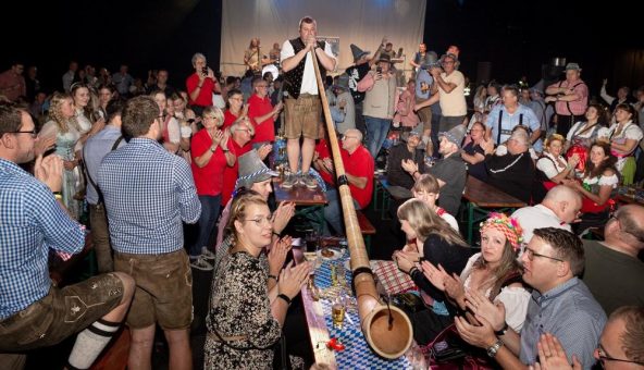 Es „oktoberfestelt“ im Wunderland Kalkar (Unterhaltung / Freizeit | Kalkar)